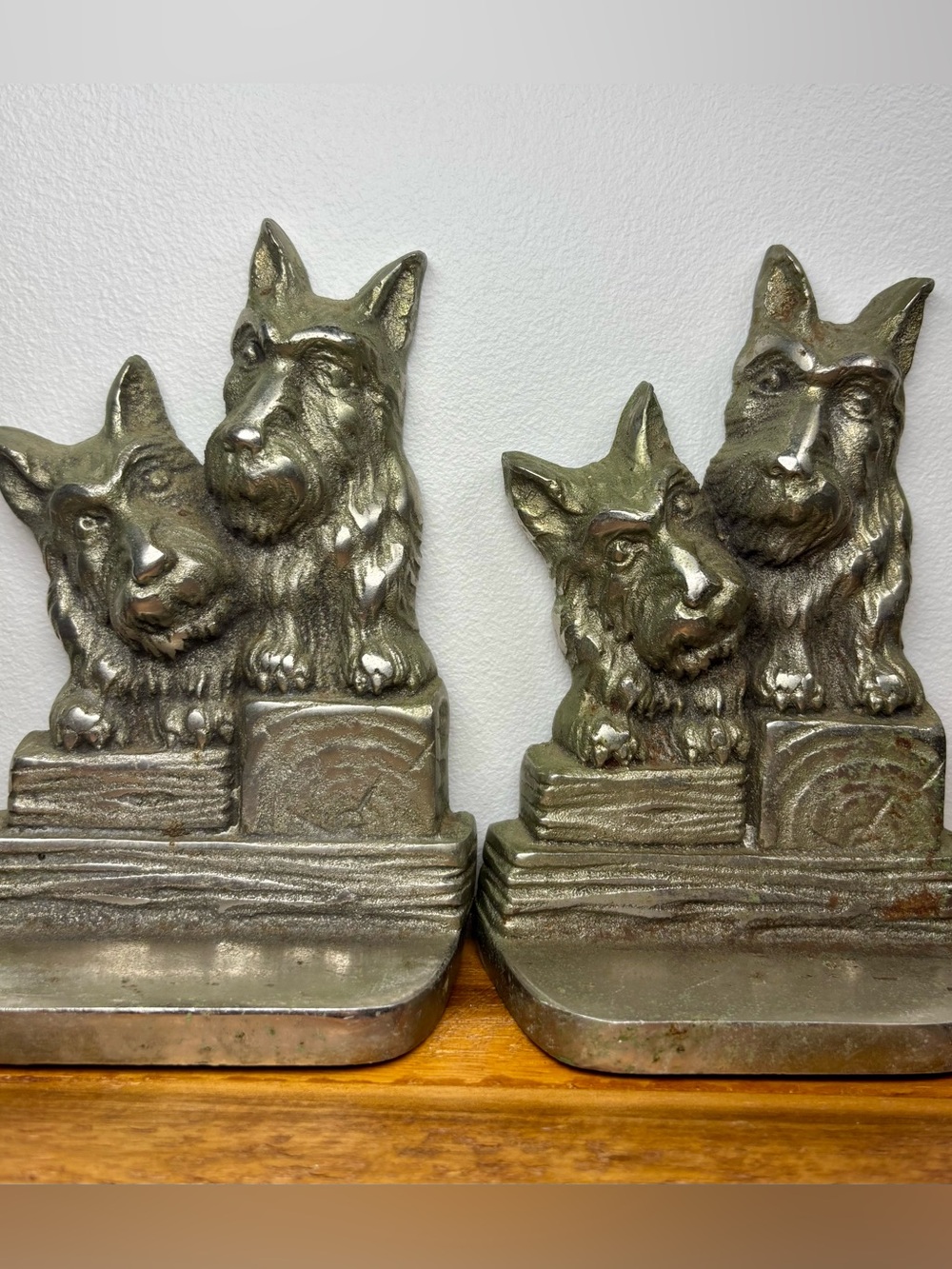 Mid-century Scottie Terriers Bookends Decor - silver tone - Vintage MCM